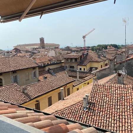 Attico Centro Storico Apartamento