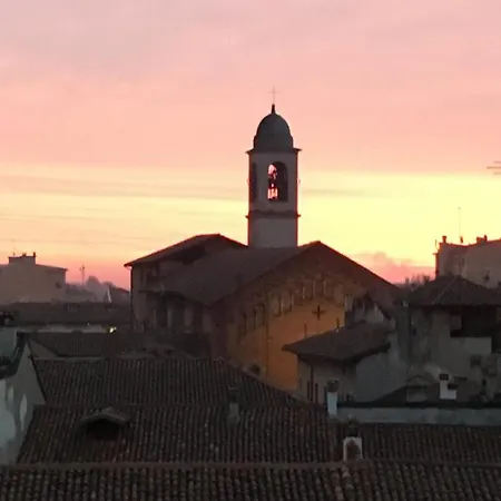 Attico Centro Storico Apartamento Pavia